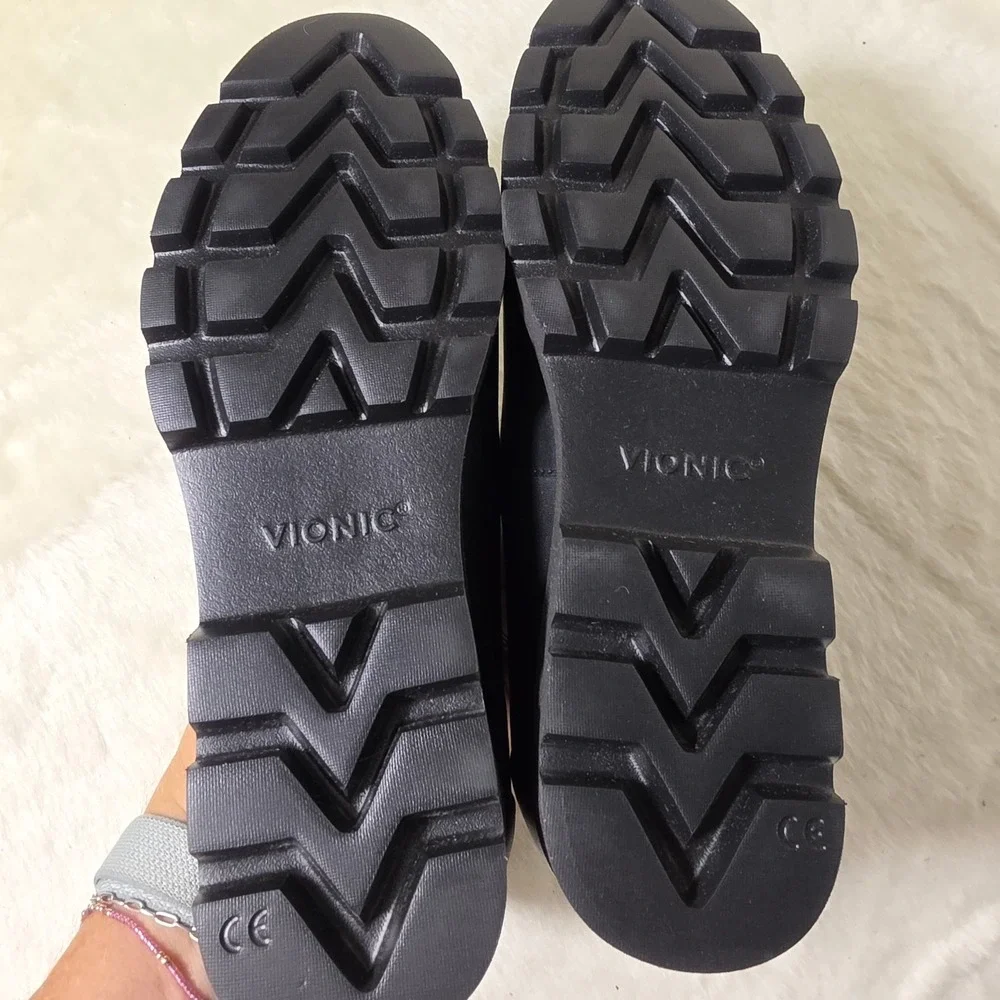 Vionic Kensley Lug Sole Loafer Black Leather Orthotic Women 6.5 NEW